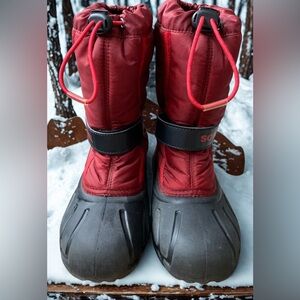 Sorel Outdoor Waterproof Gorpcore Winter Ski Hike Snow Boots Kids Size 3 Youth
